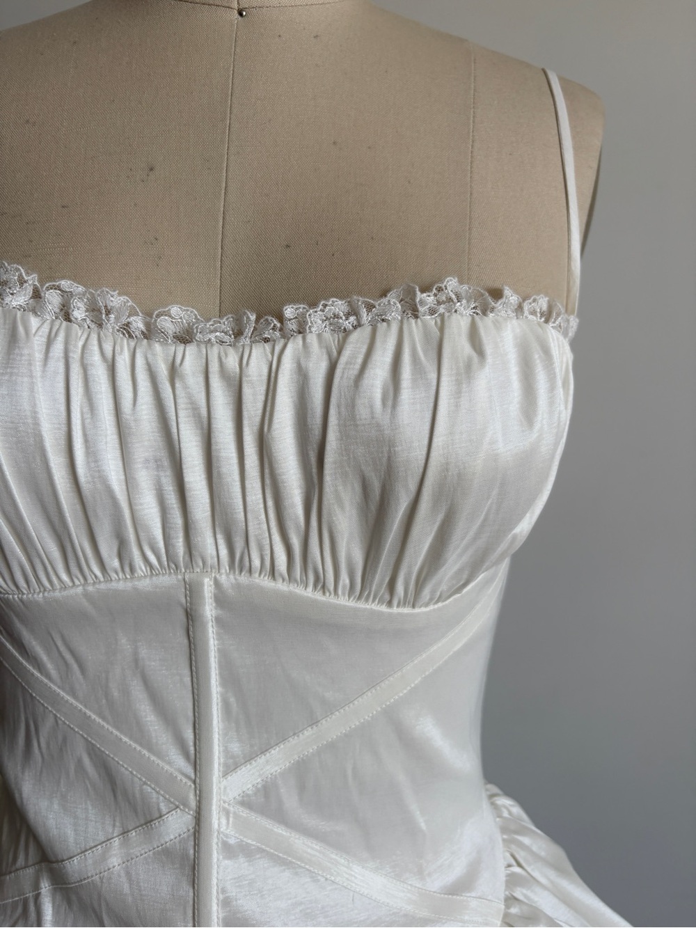 $429 NWOT For Love And Lemons “Evelyn” Mini Taffeta Dress in White Sz Small - Picture 6 of 12
